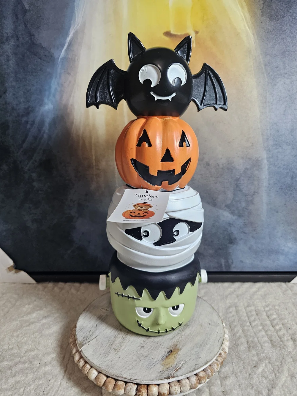 Stackable 4 -tiered decor Halloween with bat, pumpkin, Mummy And Frankenstein